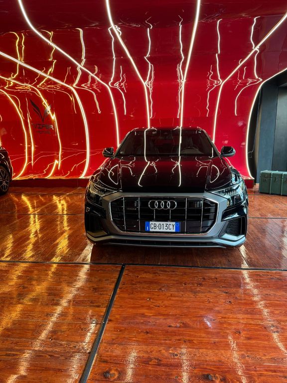 Image of Audi Q8