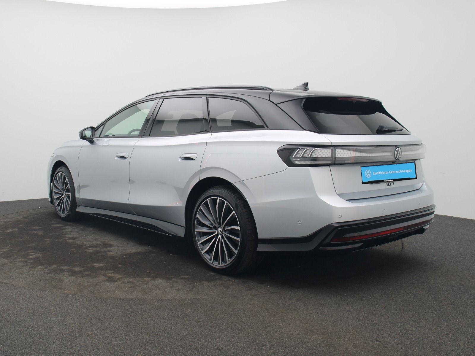 Volkswagen ID.7 Tourer Pro S / Pano, Matrix, ARHuD, AHK, WP