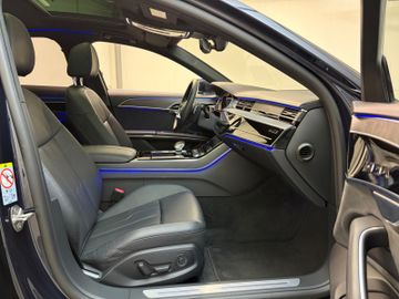 Audi A8 - 9