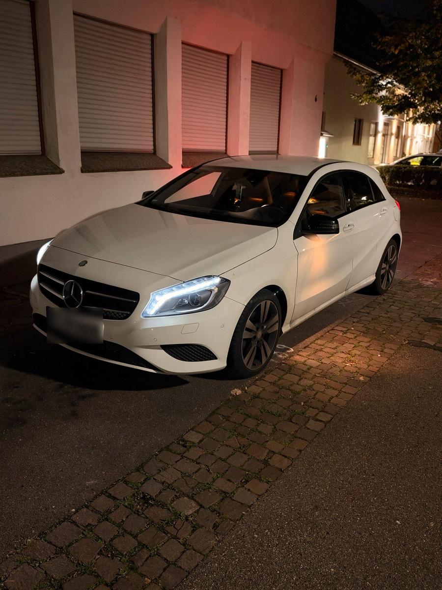 Mercedes-Benz A 200