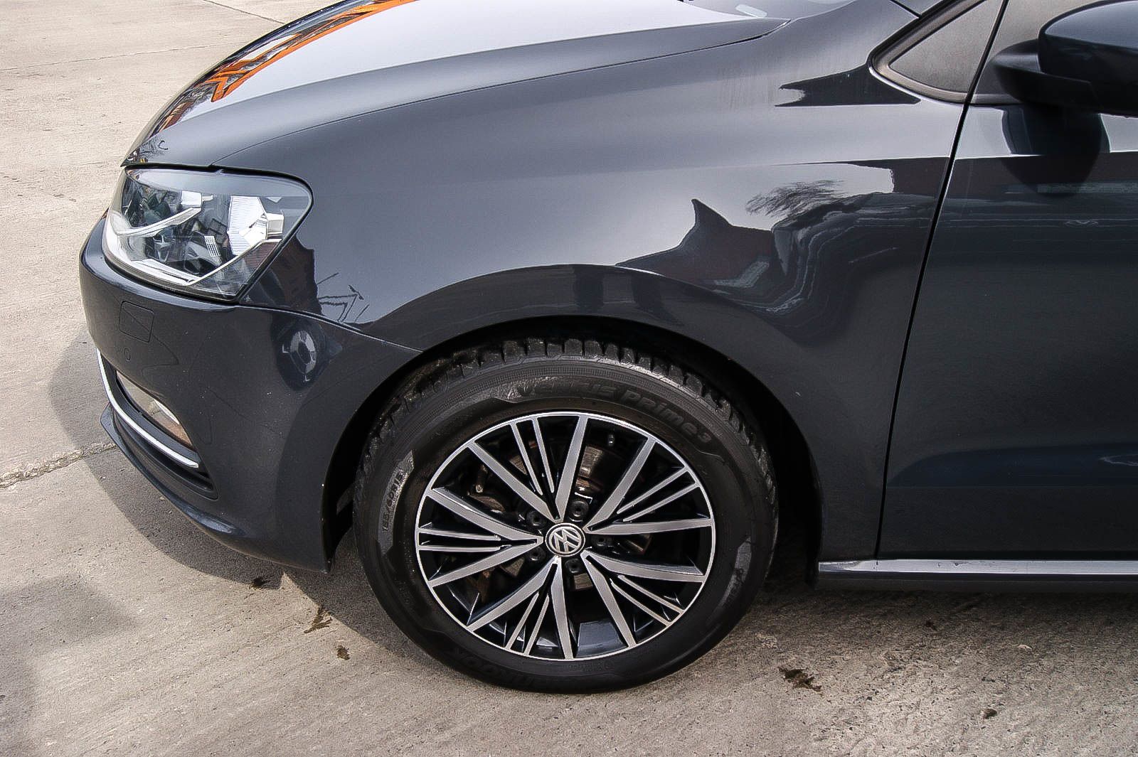 Fahrzeugabbildung Volkswagen Polo V 14TDI Allstar KLIMAAUTOMATIK TEMPOMAT PDC