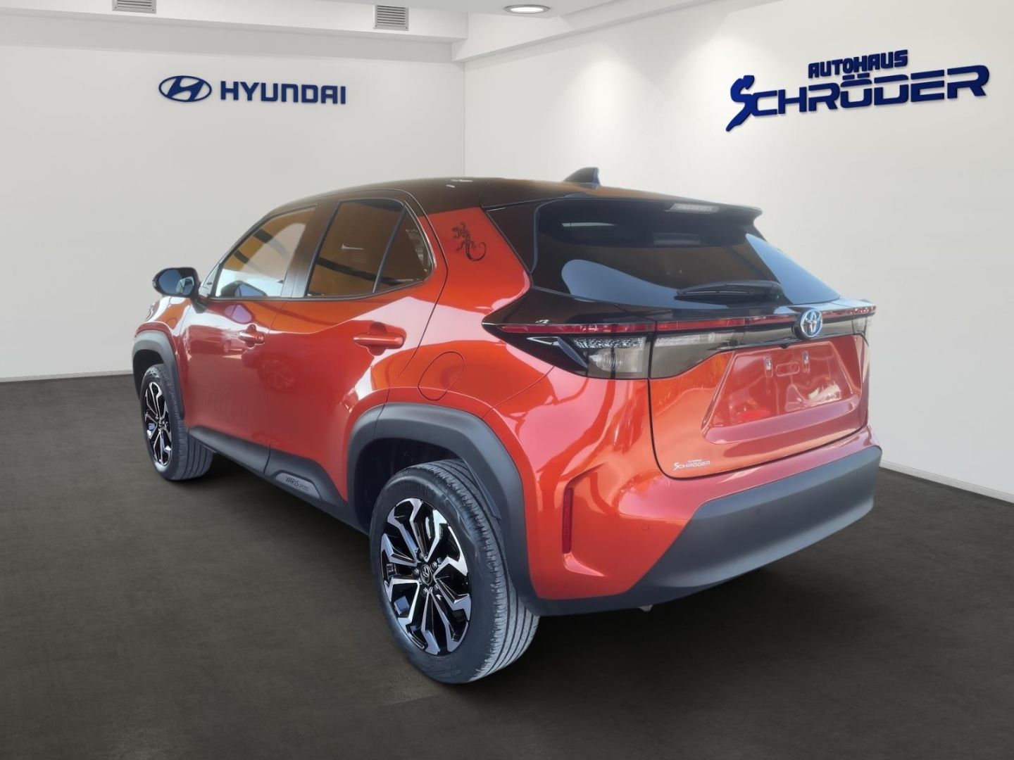 Fahrzeugabbildung Toyota Yaris Cross 1.5 Hybrid Spicy Edition LED Navigat