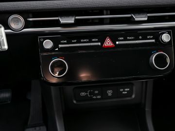 Hyundai Tucson Trend 1.6 Plug-In Hybrid 4WD Navi ACC