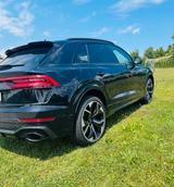 Audi RSQ8 quattro tiptronic Pano Luft Carbon Ma... - Audi quattro aus 2020