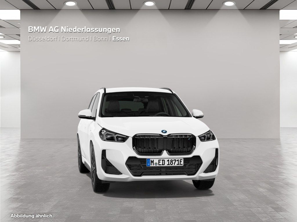 BMW iX1 xDrive30 M Sport Kamera Driv.Assist LED foto 11