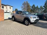 Mitsubishi L200 Intense " Allrad " - Klima - Alus - AHK - silberne Mitsubishi L200