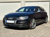 Audi S3 2.0 TFSI S tronic quattro Sportback - schwarze Audi S3