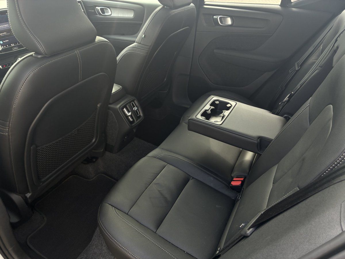 Volvo XC40 - Bild 12