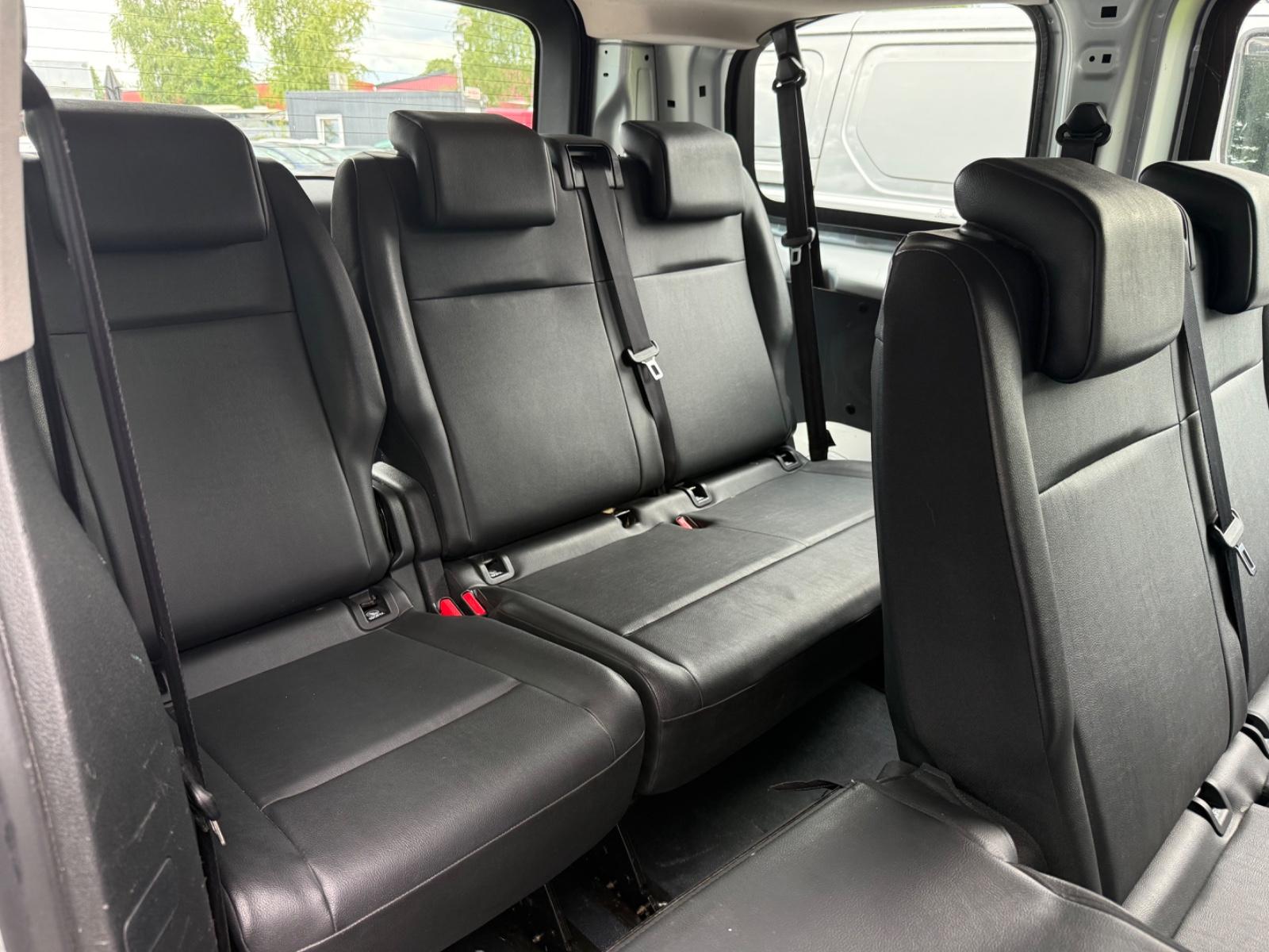 Peugeot Expert Kombi L2 *9 Sitzer*