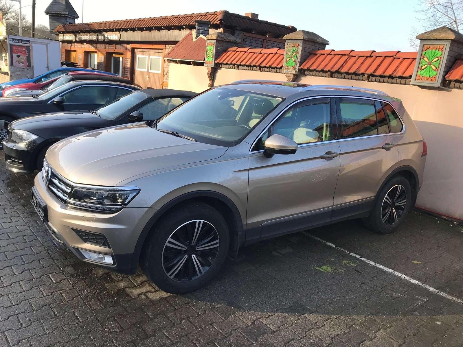 Volkswagen Tiguan 2.0TDI Highline 4Motion Scheckheft Euro 6