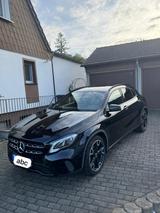 Mercedes-Benz GLA 180 Urban/Standheizung/Parkpilot 7GDC/... - Mercedes-Benz GLA 180 in Dortmund