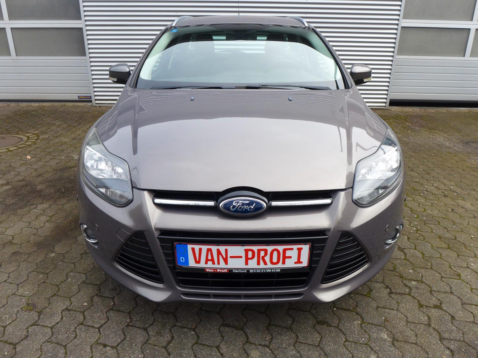 Ford Focus Turnier Titanium 1,6 4 Zylinder