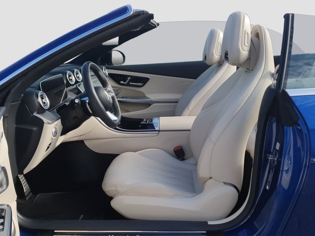 Fahrzeugabbildung Mercedes-Benz CLE 300 4M Cabriolet AMG*Distro*Sitzklima*HUD*