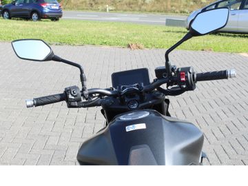 Honda CB750 Hornet e-Clutch *inkl. Zubehör