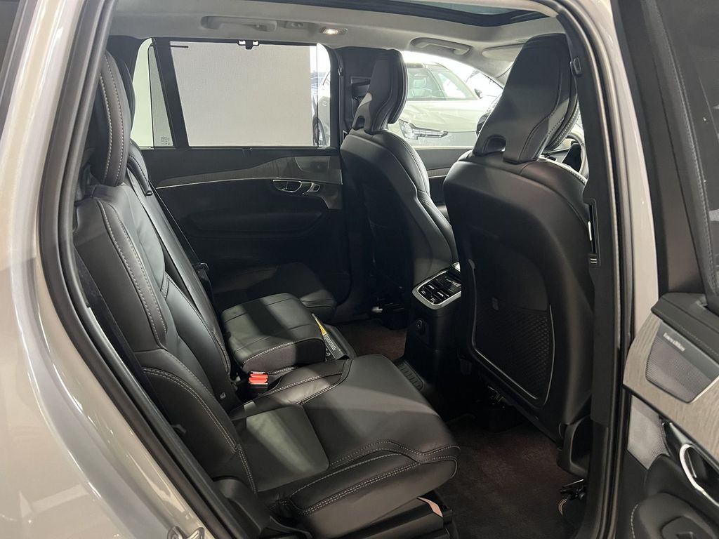 Volvo XC90 T8 Ultra Dark Recharge AWD Massage B&W 22''