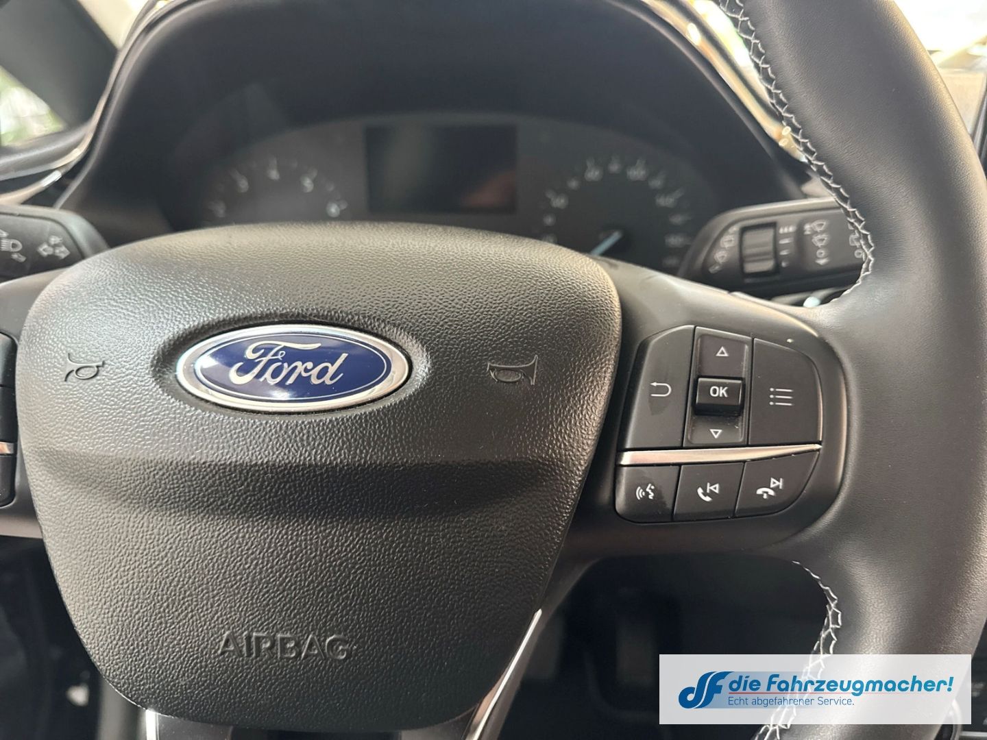 Fahrzeugabbildung Ford Fiesta Titanium X Navi LED Blendfreies Fernl. Ku