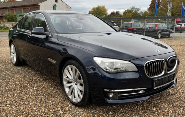 BMW 750i xDrive  Bi-Xenon,Navi,Kamera,Garantie,uvm