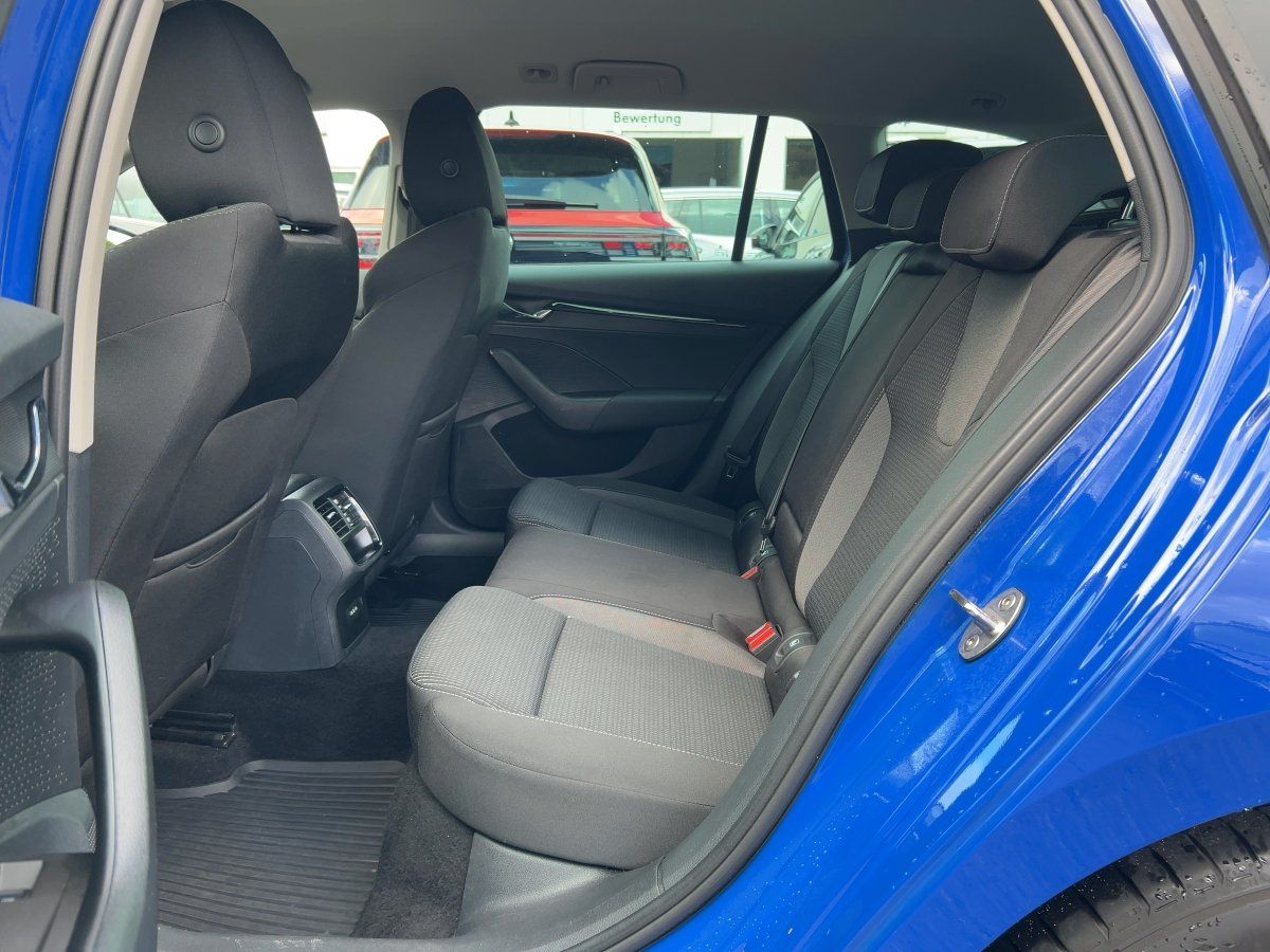 Skoda Octavia Combi Ambition 2.0 TDI DSG LED NAVI RFK foto 10