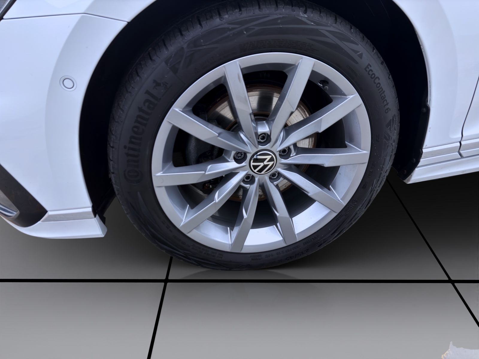 Volkswagen Passat Variant - Bild 8