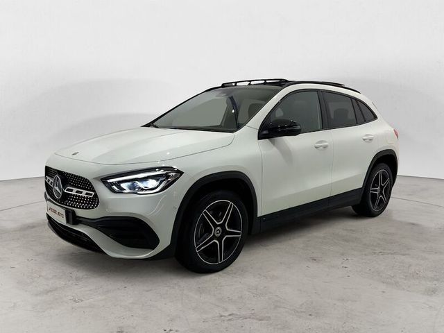 Mercedes-Benz GLA GLA 250 e Plug-in hybrid Autom