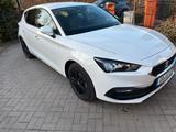 Seat Leon 2.0 TDI DSG Style, ACC, Navi, LED, Sitzh