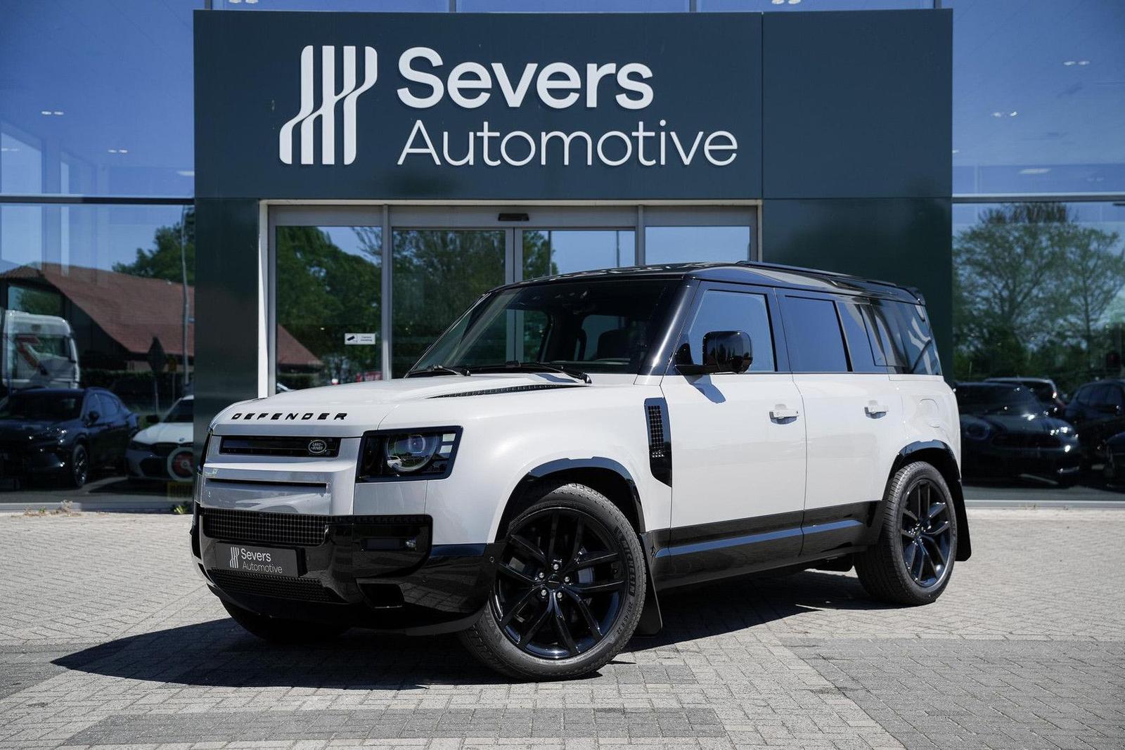 Land Rover Defender 110 P300e 110 Dynamic HSE Edition l Col