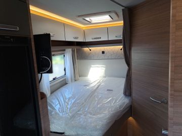 Weinsberg CaraLoft Ford 650 MF (UPE: 94.300 Euro)