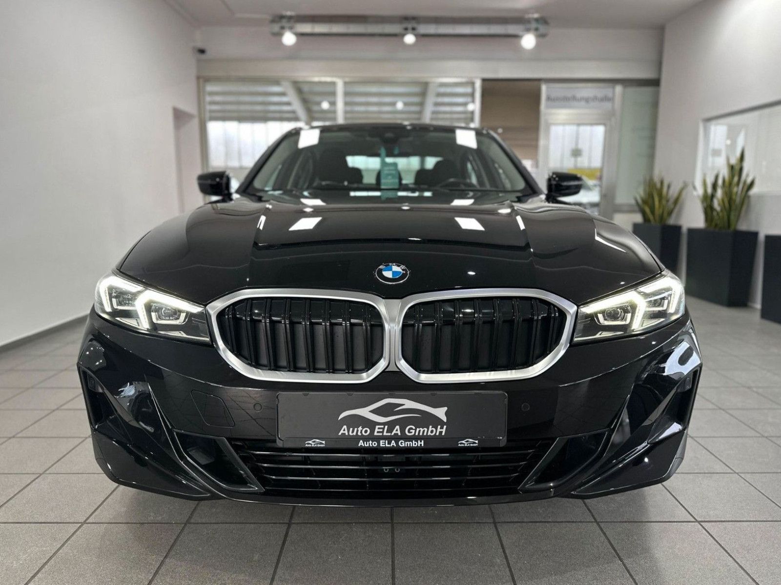 BMW 318 i Limousine 1.Hand|Kamera|Navi|LED|Memory foto 14