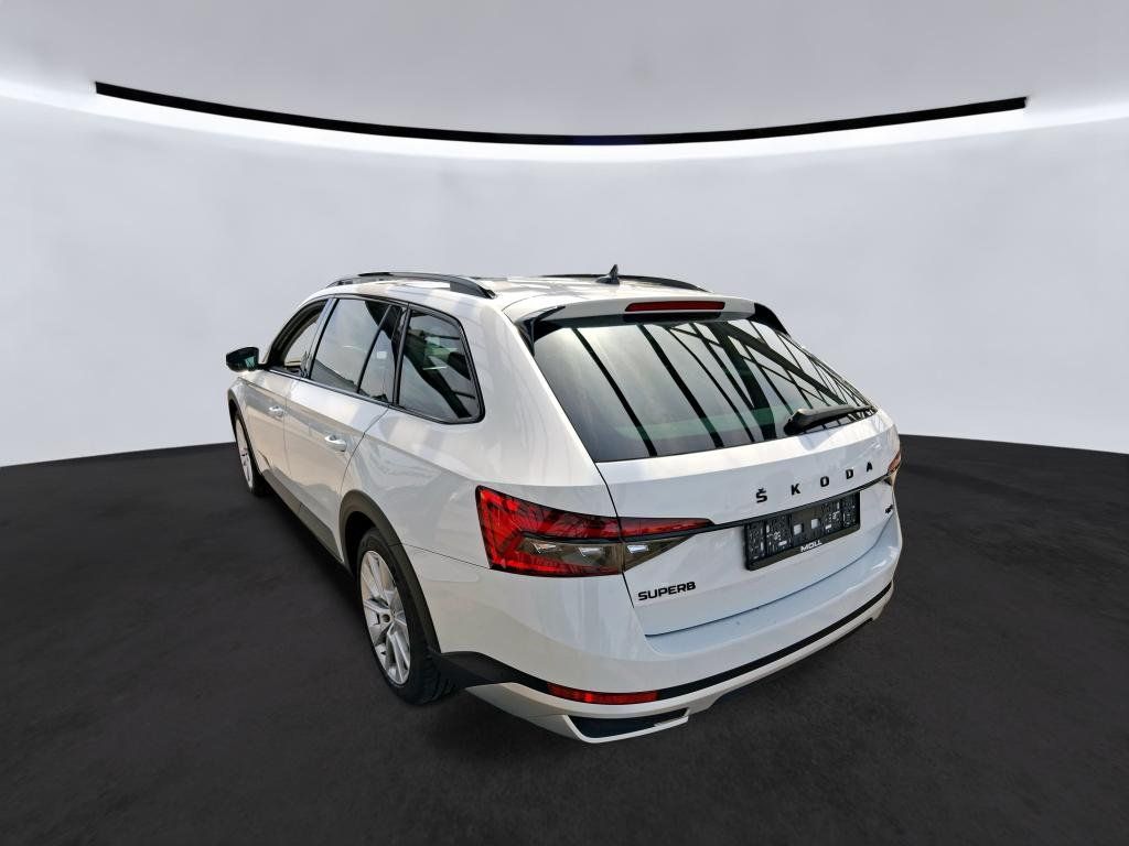 Fahrzeugabbildung SKODA Superb Combi 2.0 TDI Scout Final Edt./AHK/PANO/