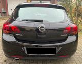 Opel Astra  J 1,4 Turbo, TÜV neu - Opel Astra aus 2010: Turbo