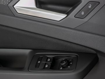 Ford Tourneo Connect 2.0 Titanium Autobahnassistent