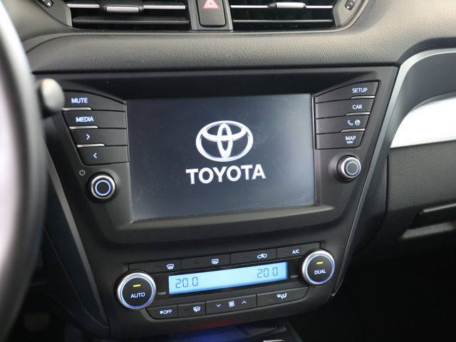 Toyota Avensis 1.8 KLIMA SITZHEIZUNG KAMERA 1.HAND