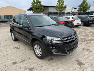Volkswagen Tiguan - 2