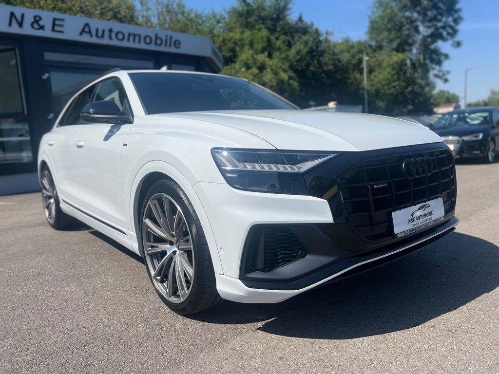 Image of Audi Q8