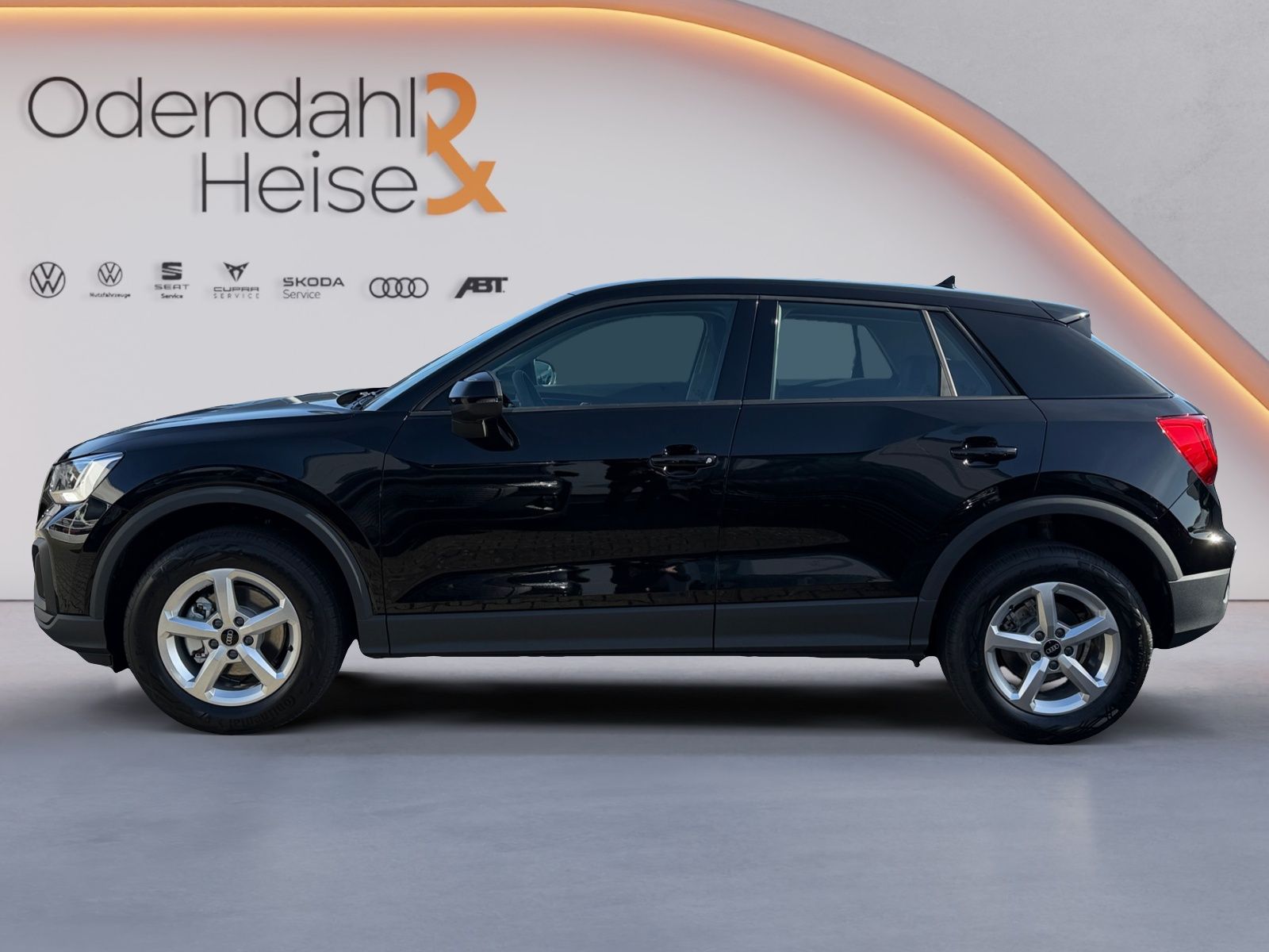 Audi Q2 30 TFSI 85(116) kW(PS) Schaltgetriebe  Navi imagem 2