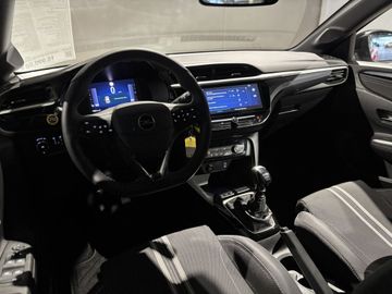 Fotografie 14 des Opel Corsa 1.2 Direct Injection Turbo GS