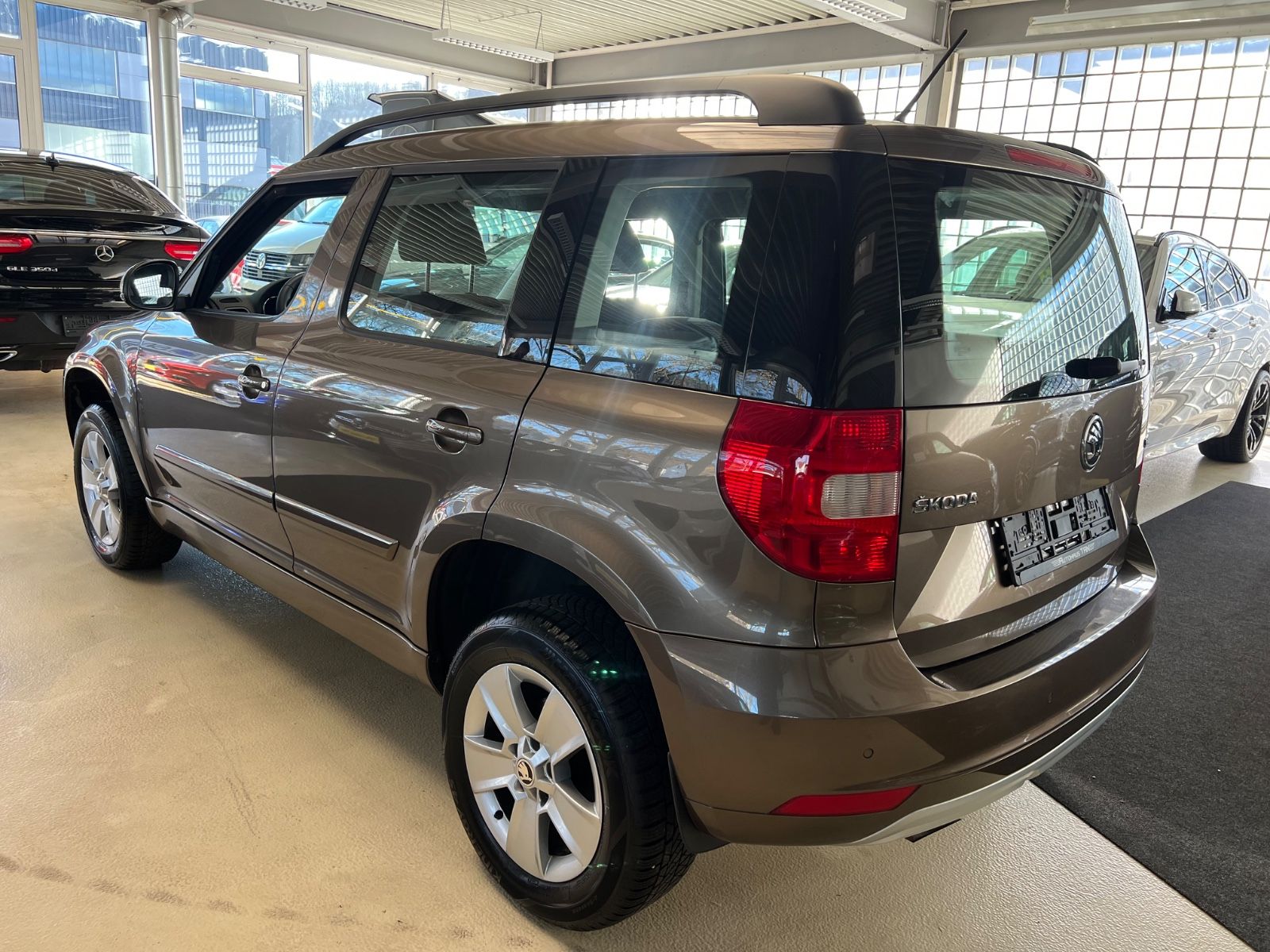 Fahrzeugabbildung SKODA Yeti Active * 1.HAND * NUR 44.800KM *