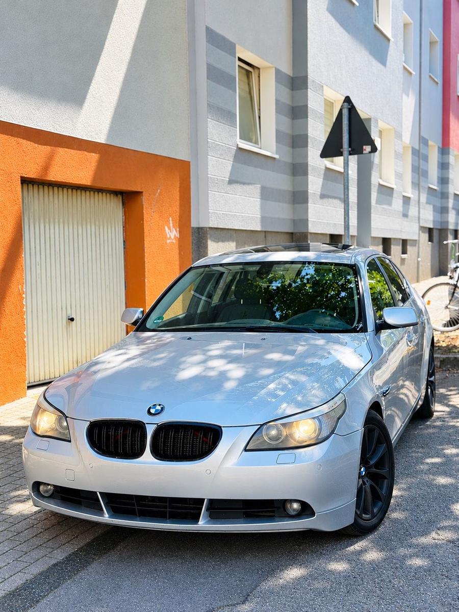 BMW 525