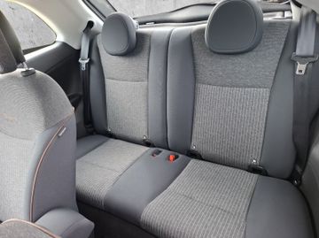 Fiat 500 e Icon KeyLess+Navi+SHZ+LM+SoundSys+SpurH