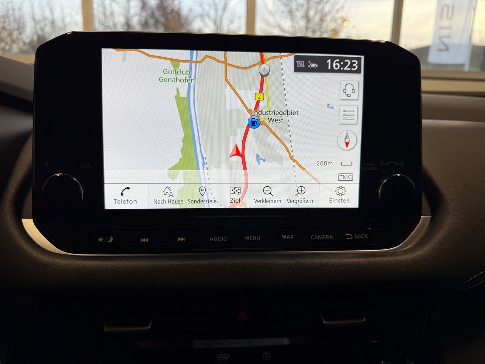 Fahrzeugabbildung Nissan Qashqai Acenta Nissan Connect Winter