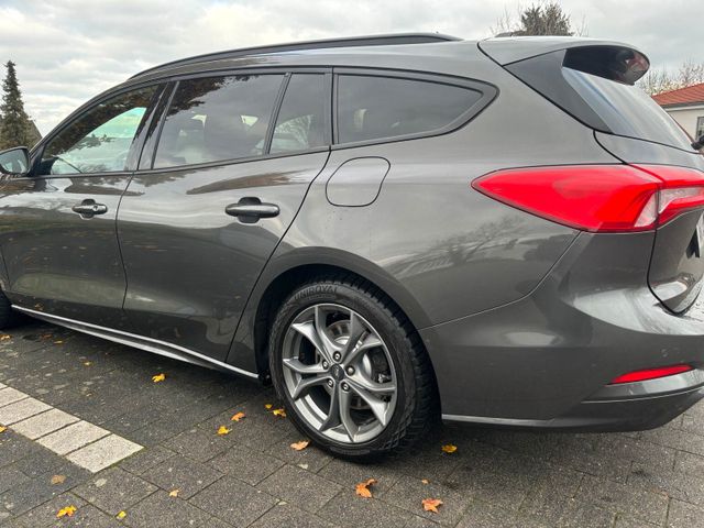 Ford Focus 1.5 TDCI ST-Line