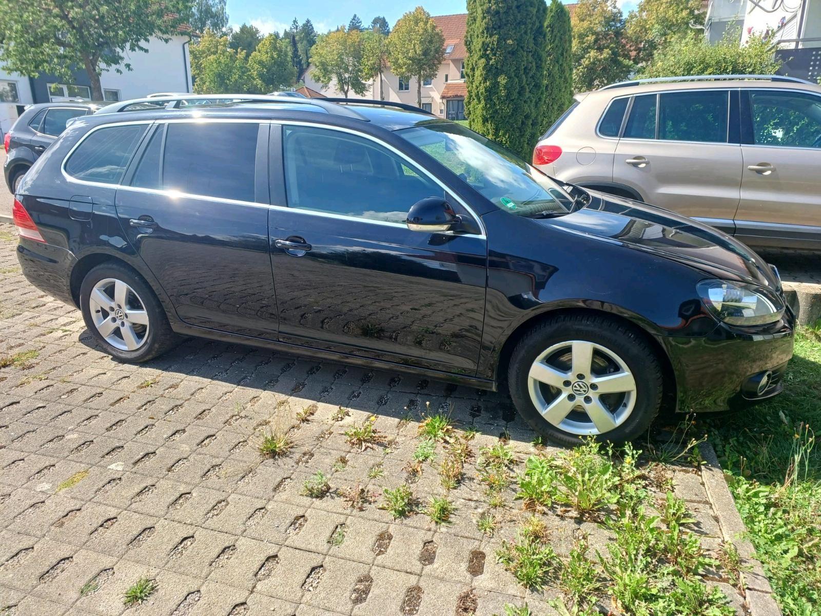 Volkswagen Golf 2011 — engine 122 HP (90kW)