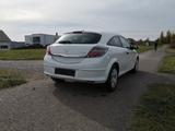 Opel Astra GTC 1.6 ECOTEC  - Opel Astra aus 2010: 1.6