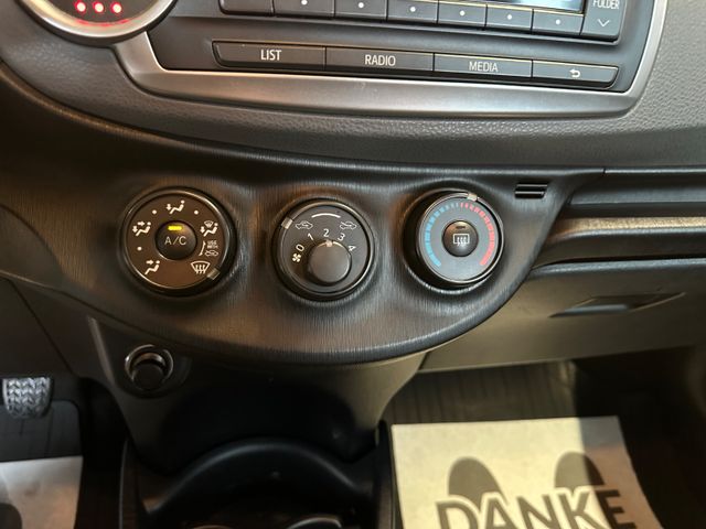 Toyota Yaris 1,33-l-Dual-VVT-i Life