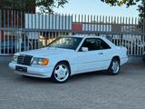 Mercedes-Benz 300 CE - Coupés bis 15.000 Euro