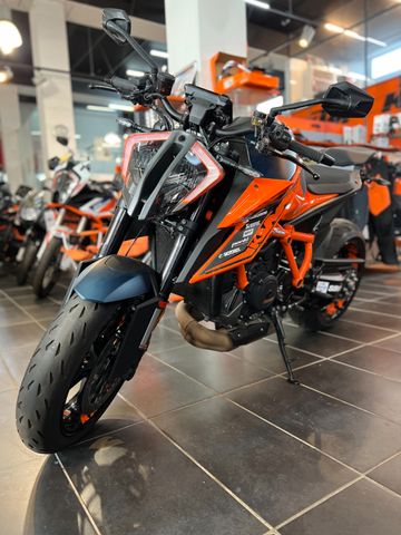 KTM 1290 Super Duke R