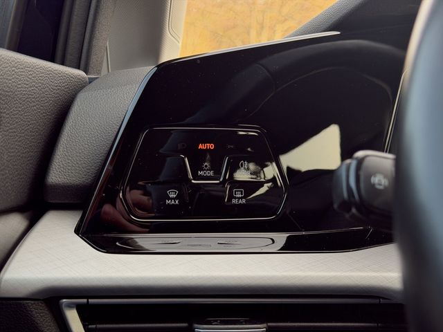 Golf VIII Variant 2.0 TDI Life DSG