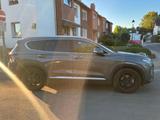 Hyundai SANTA FE 2.2 CRDi Premium 2WD 8AT Premium - Hyundai SANTA FE in Düsseldorf