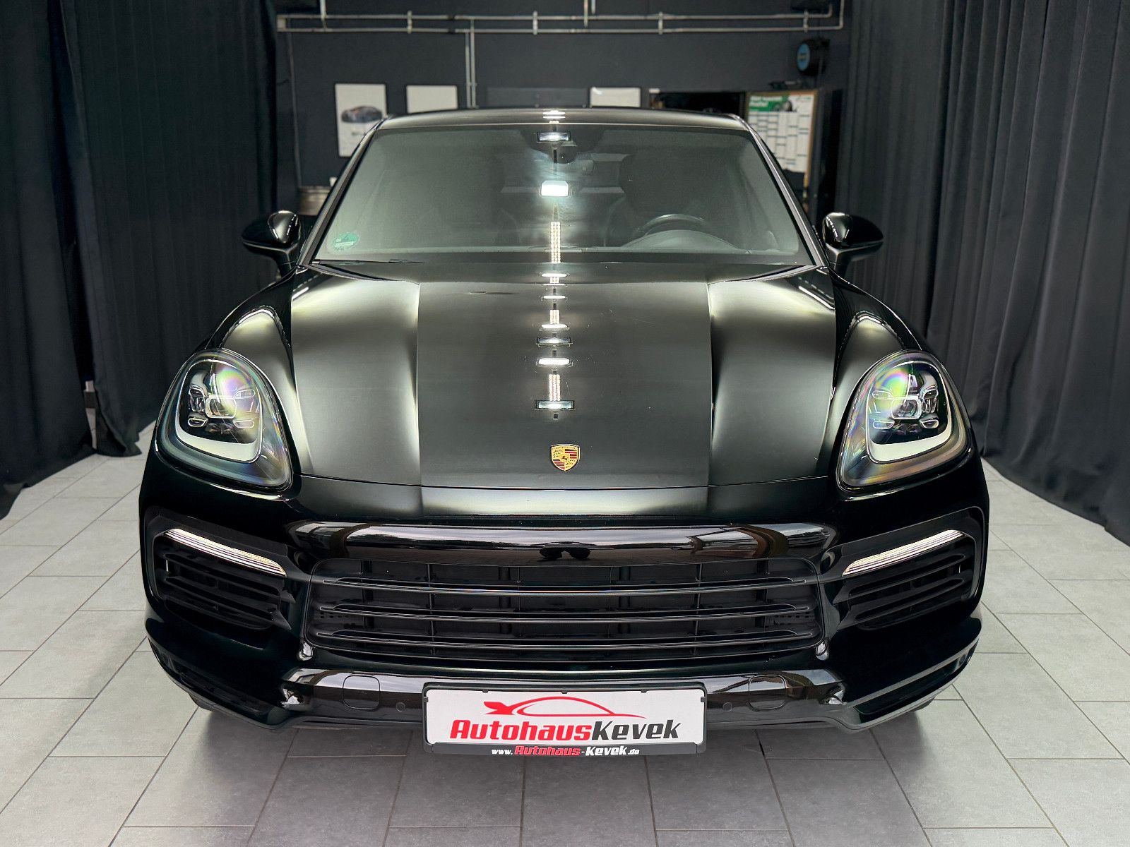 Fahrzeugabbildung Porsche Cayenne Coupe Basis |LED|LUFT|STDHZ