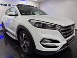 Hyundai Tucson 25 Jahre 4WD 1HND PANO LEDER SPUR KEY CAM - Hyundai TUCSON Gebrauchtwagen in Duisburg